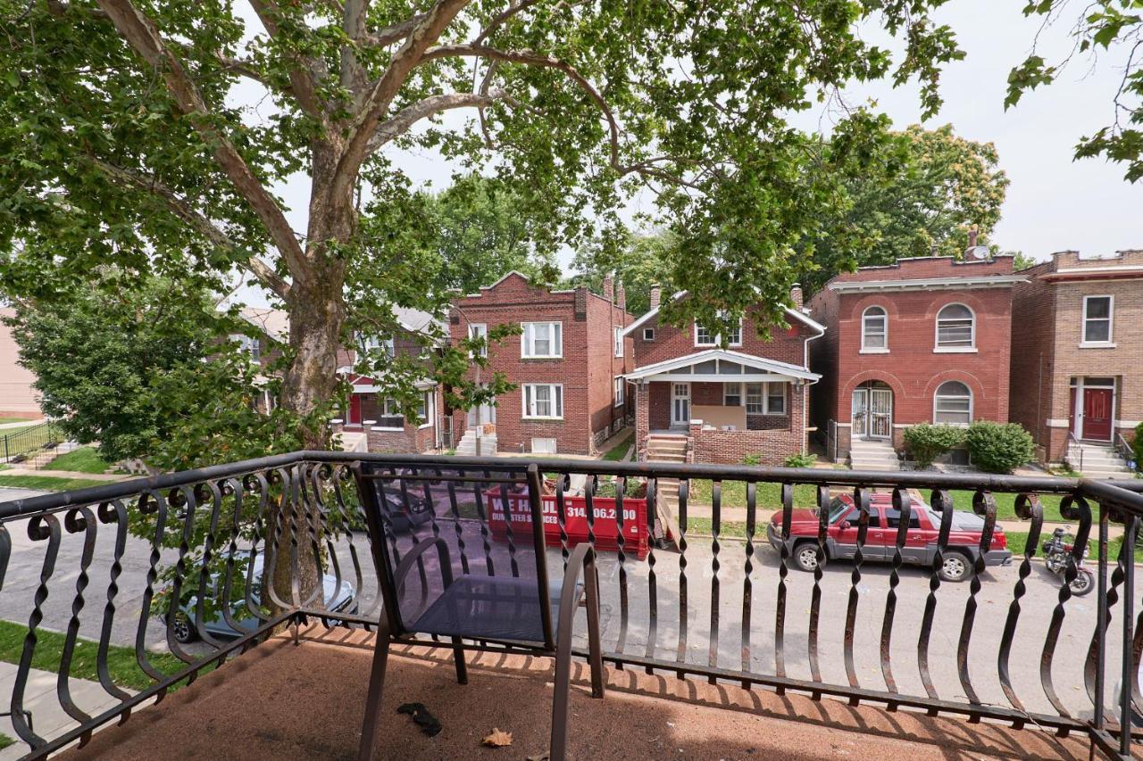 1 Bd Apt Near Forest Park, Science Center & Dining Tower Grove Экстерьер фото